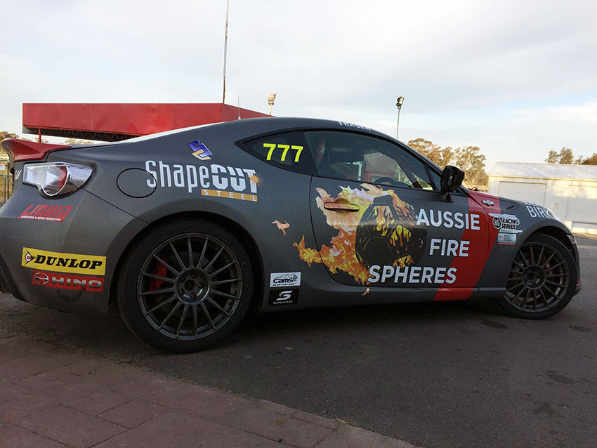 ShapeCUT supporting Declan Fraser at the Toyota 86 Racing Series